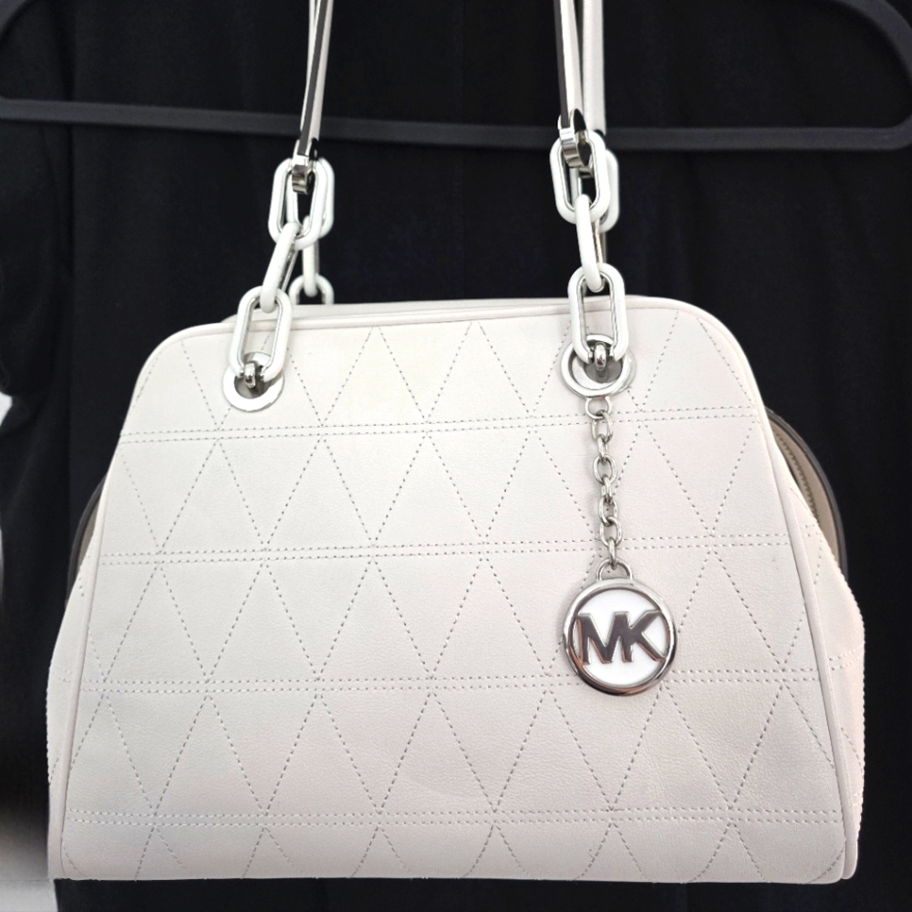 MICHAEL KORS White Leather Quilted Satchel